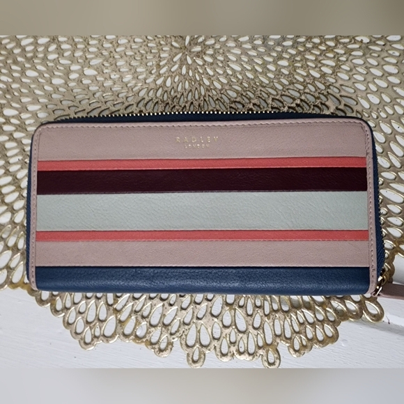 Radley London leather wallet - Picture 1 of 11